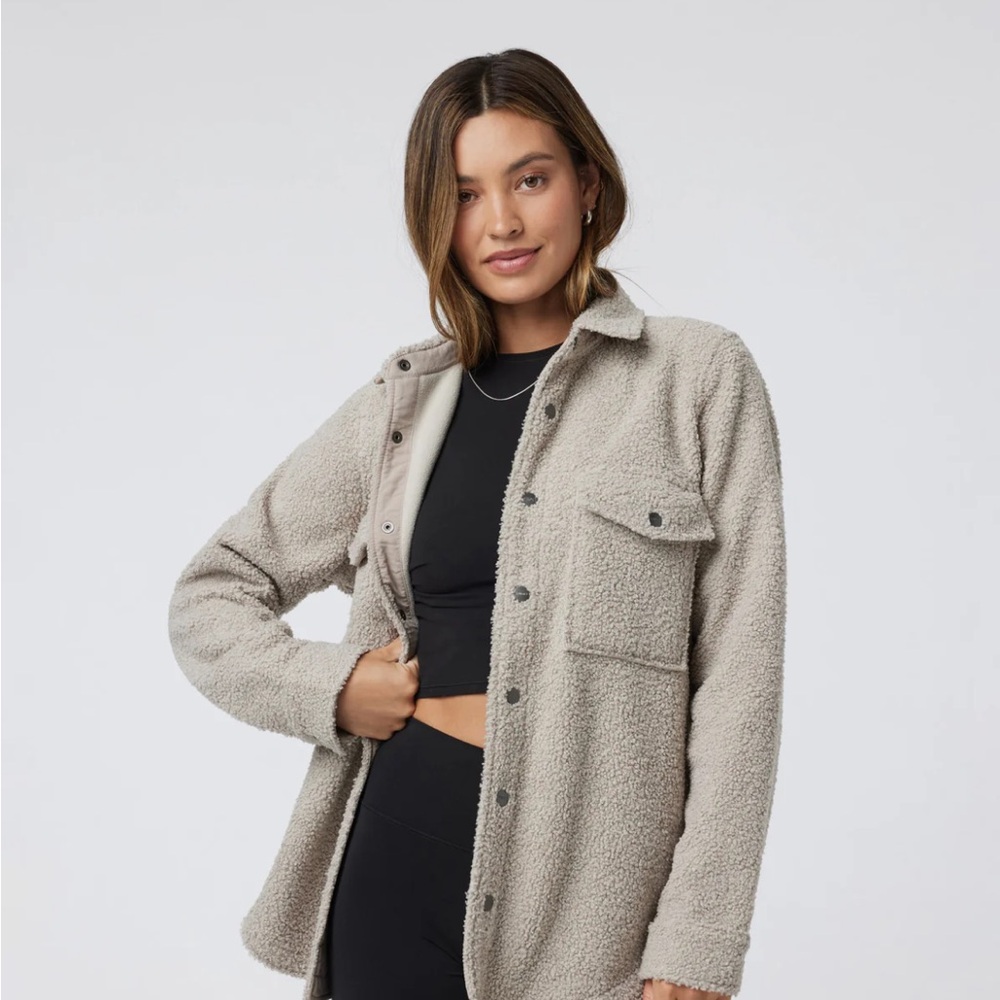 VUORI women’s Sherpa Jacket